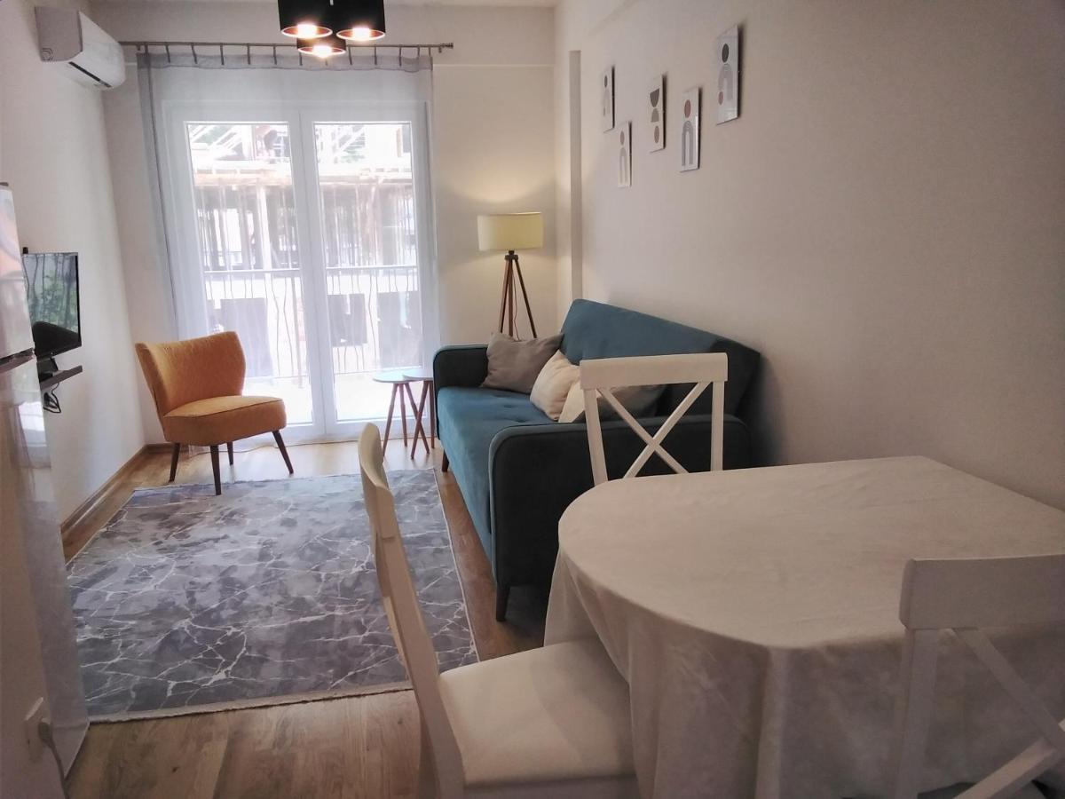 Apartment Yeshill Homes